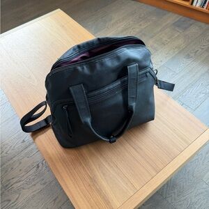 lululemon athletica vintage circa 2007 velocity bag